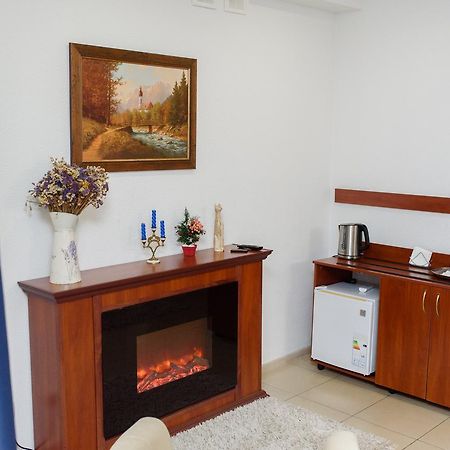 M&M Aparthotel Sumy Exteriör bild